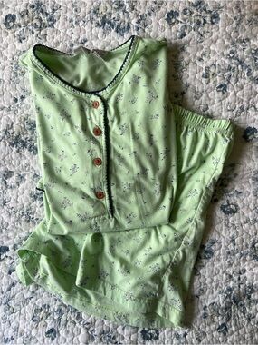 Simple Pleasures Vintage Light Green Floral Two-Piece Pajama Set